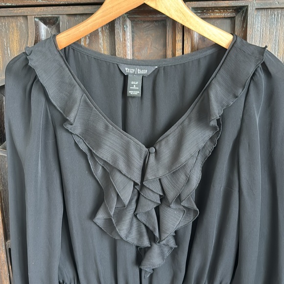 NWOT White House Black Market silk black dirt size S. - Picture 4 of 7